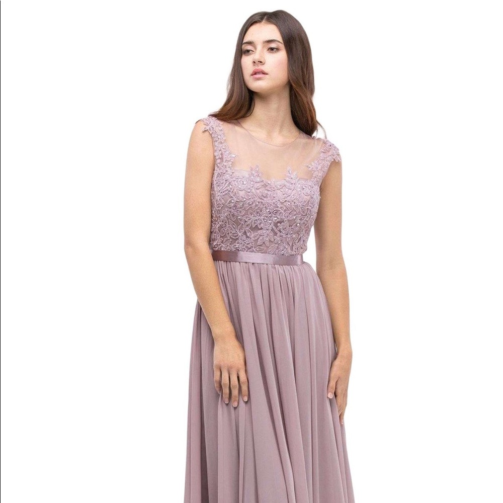 EUREKA Fashion - Lace Illusion Neck & Chiffon A-line Gown with belt - Size 4 XL
